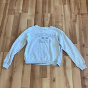 American eagle print cropped sweater
